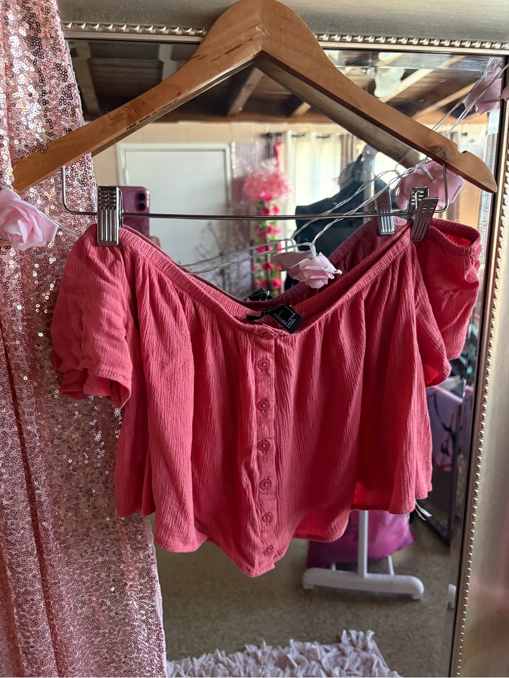 Forever 21 Coral Off-Shoulder Button Front Crop Top